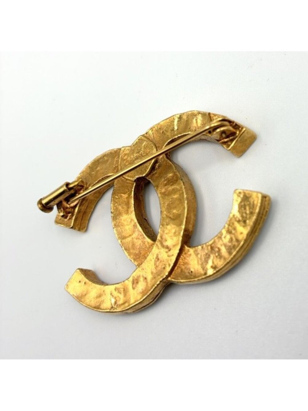 Chanel CC Logo Rhinestone Gold Brooch - Picture 4 of 7